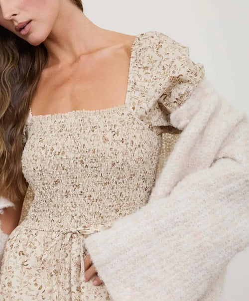 Beige Flower