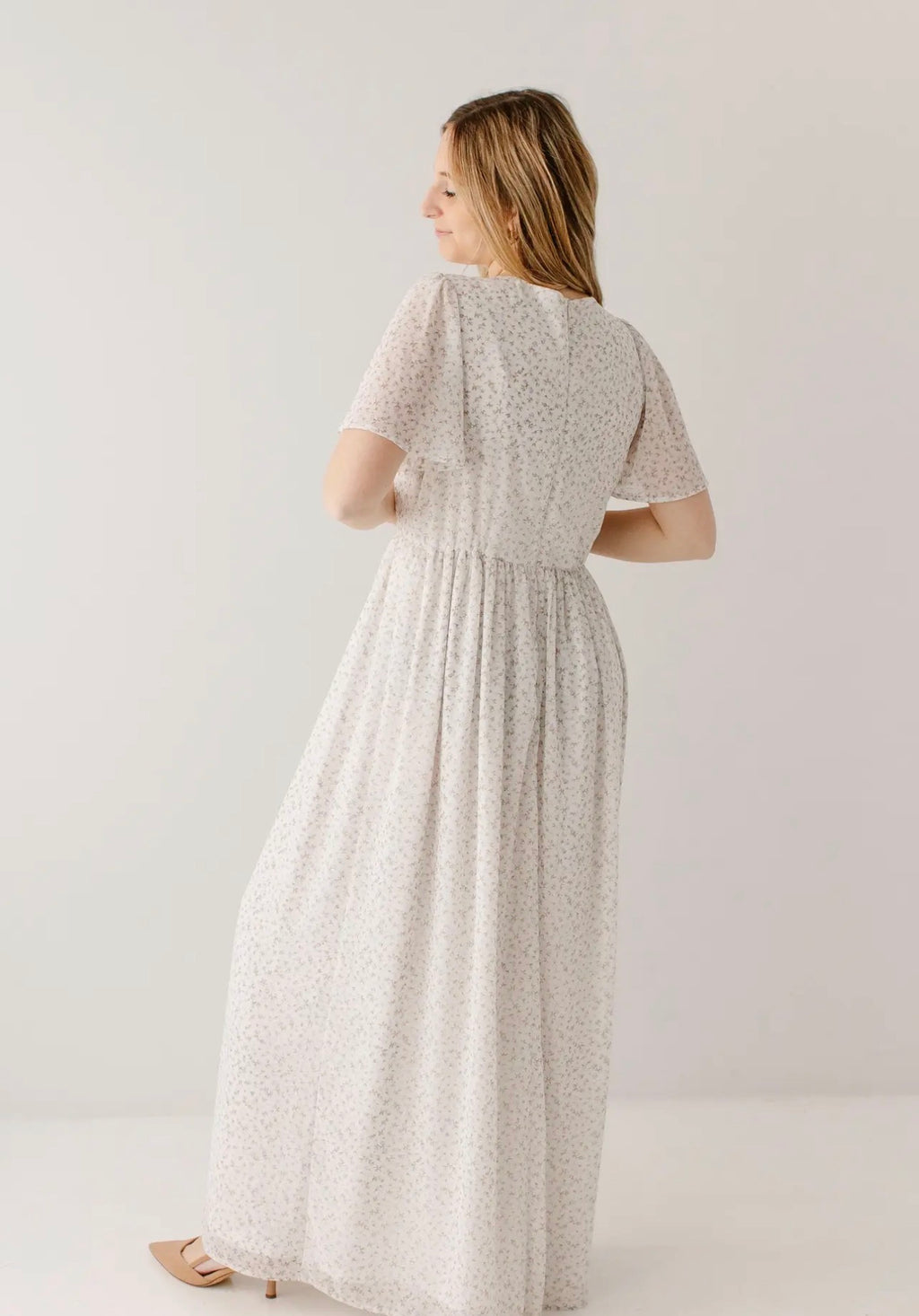 Ivonne Ditsy Floral Maxi Dress